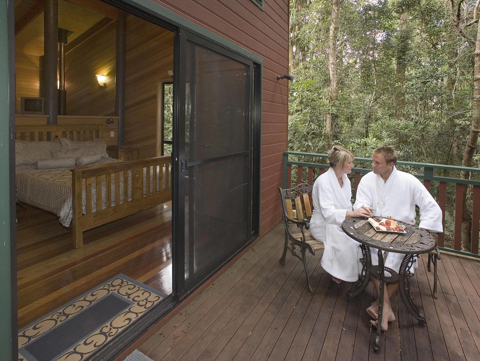 Lyrebird Retreat *